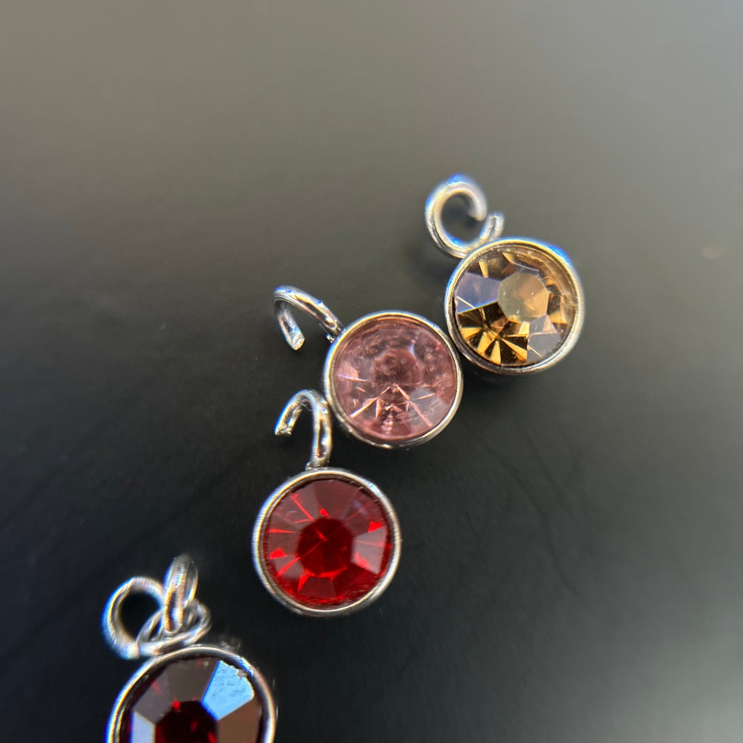 9 ◦ Rs150 ◦ Birthstone 6mm (Silver)