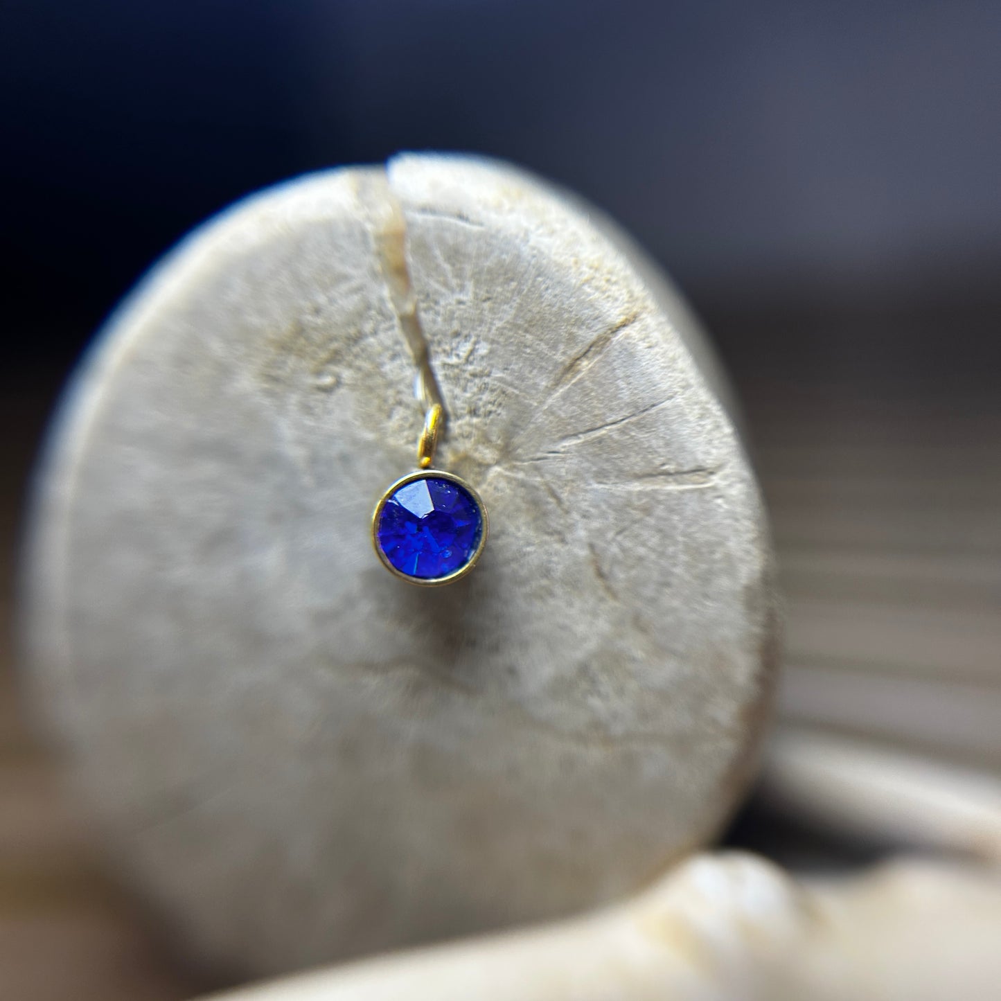 9 ◦ Rs150 ◦ Birthstone 6mm (Golden)