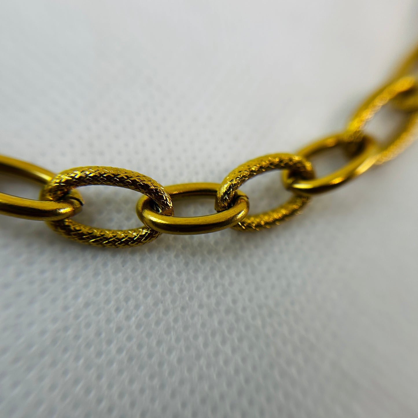 The combined Luxe Loop NECKLACE