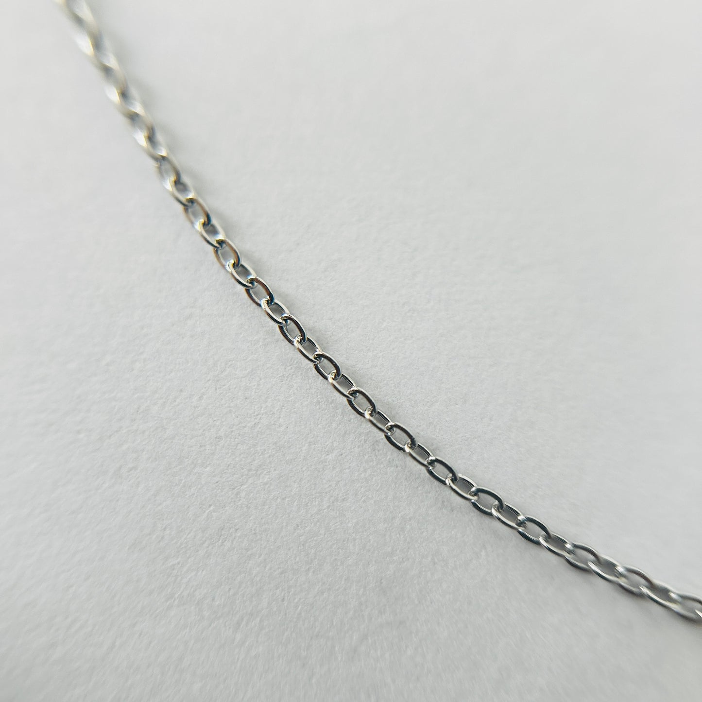 LUNE Chain Necklace