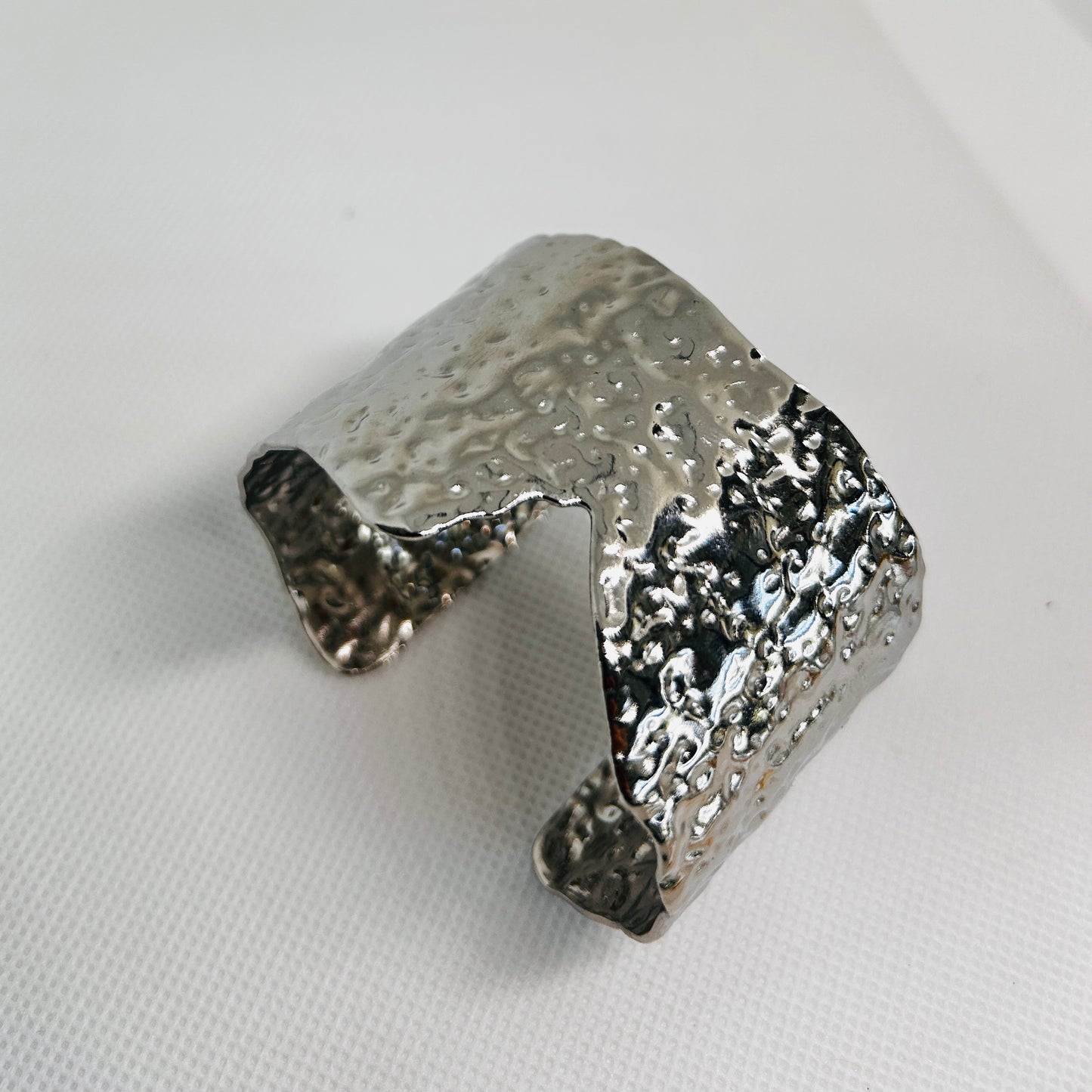 BANGLE Luxury Silver