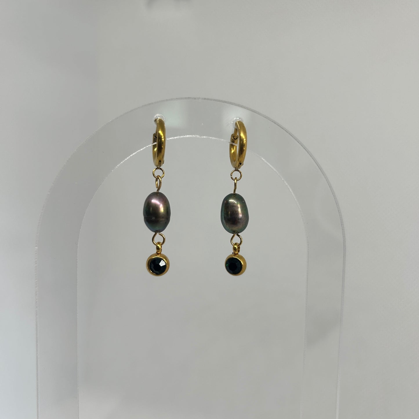 Water Pearls Dark