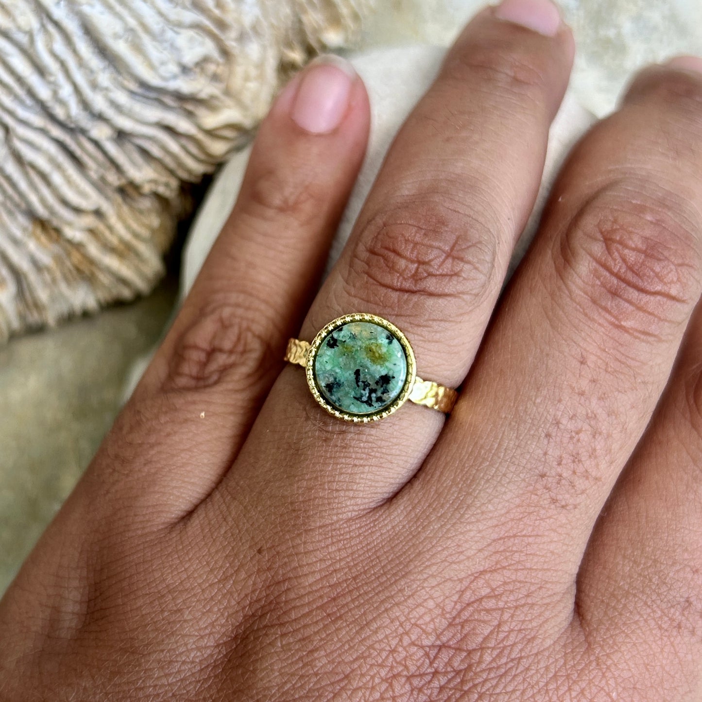 RING Luxury Chic