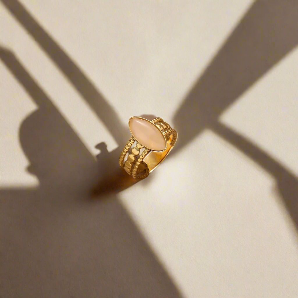 RING Vintage Luxury