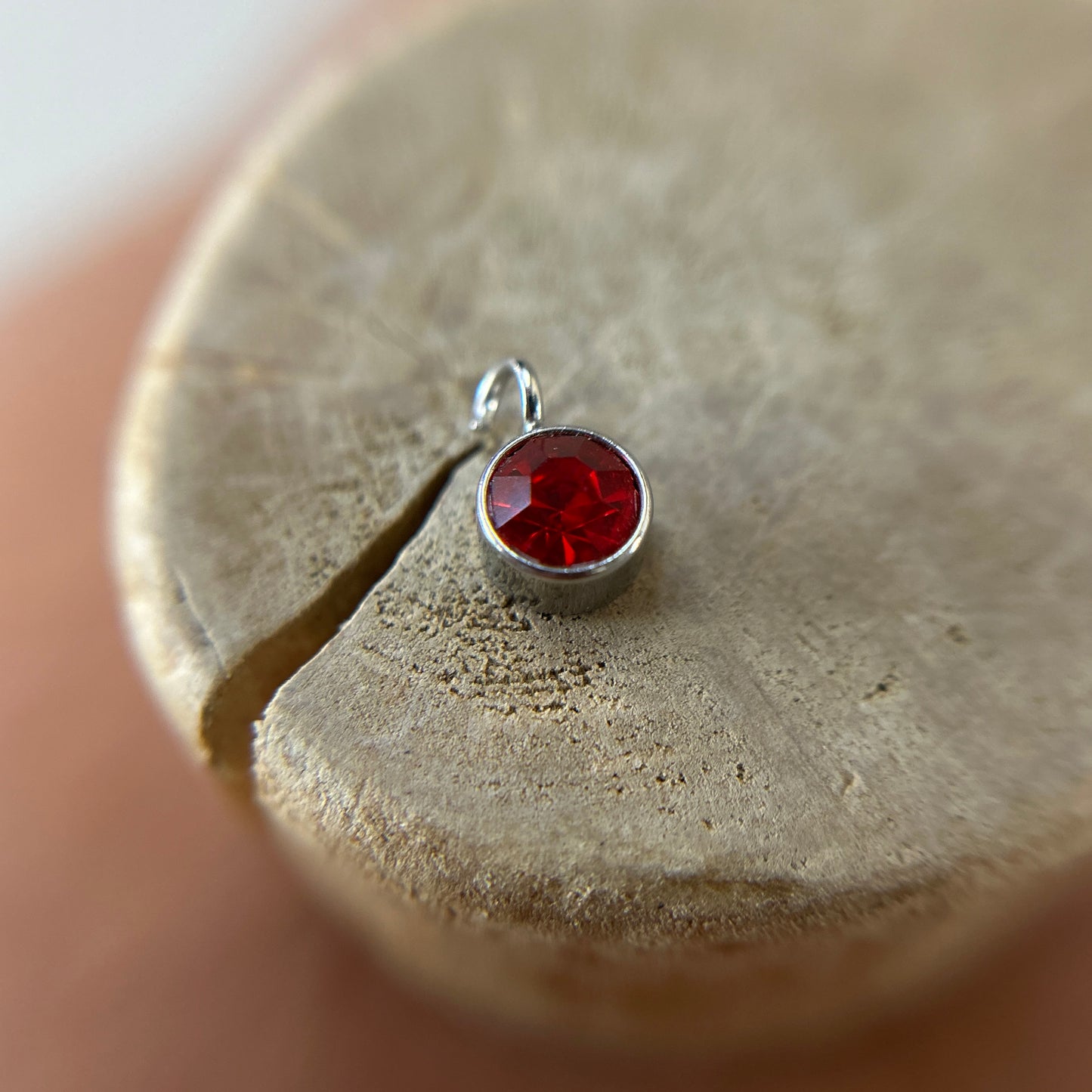 9 ◦ Rs150 ◦ Birthstone 6mm (Silver)