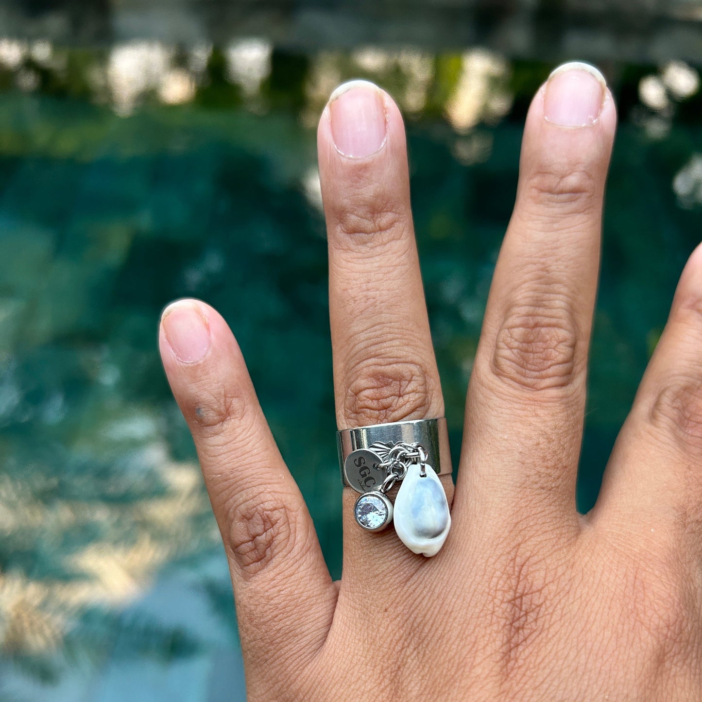 Rings | Shell Collection