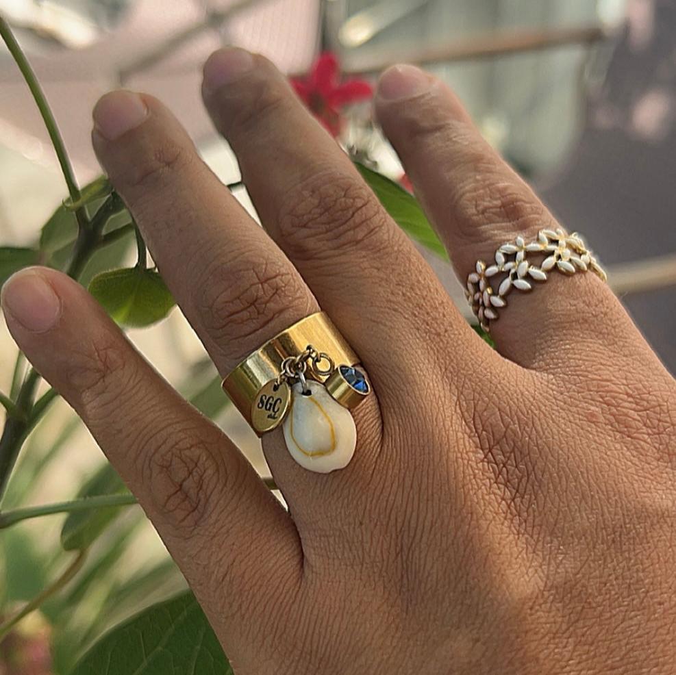 Rings | Shell Collection