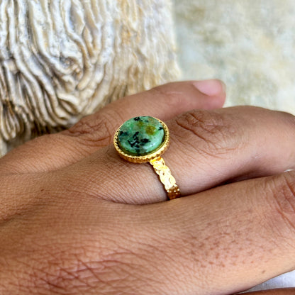 RING Luxury Chic