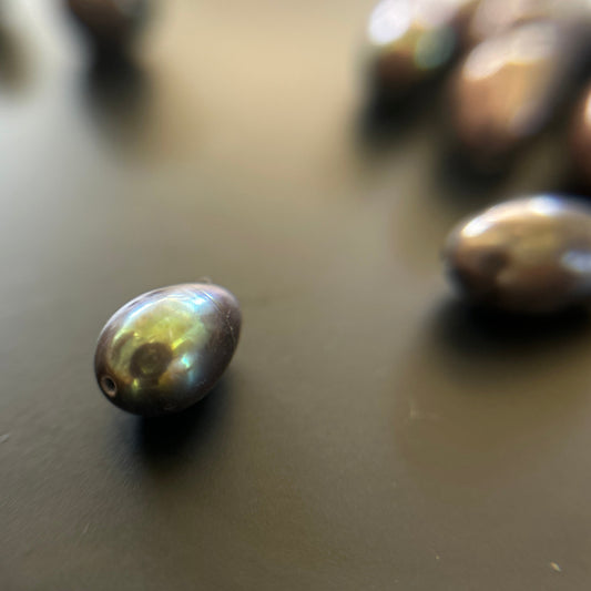 Water Pearls Dark